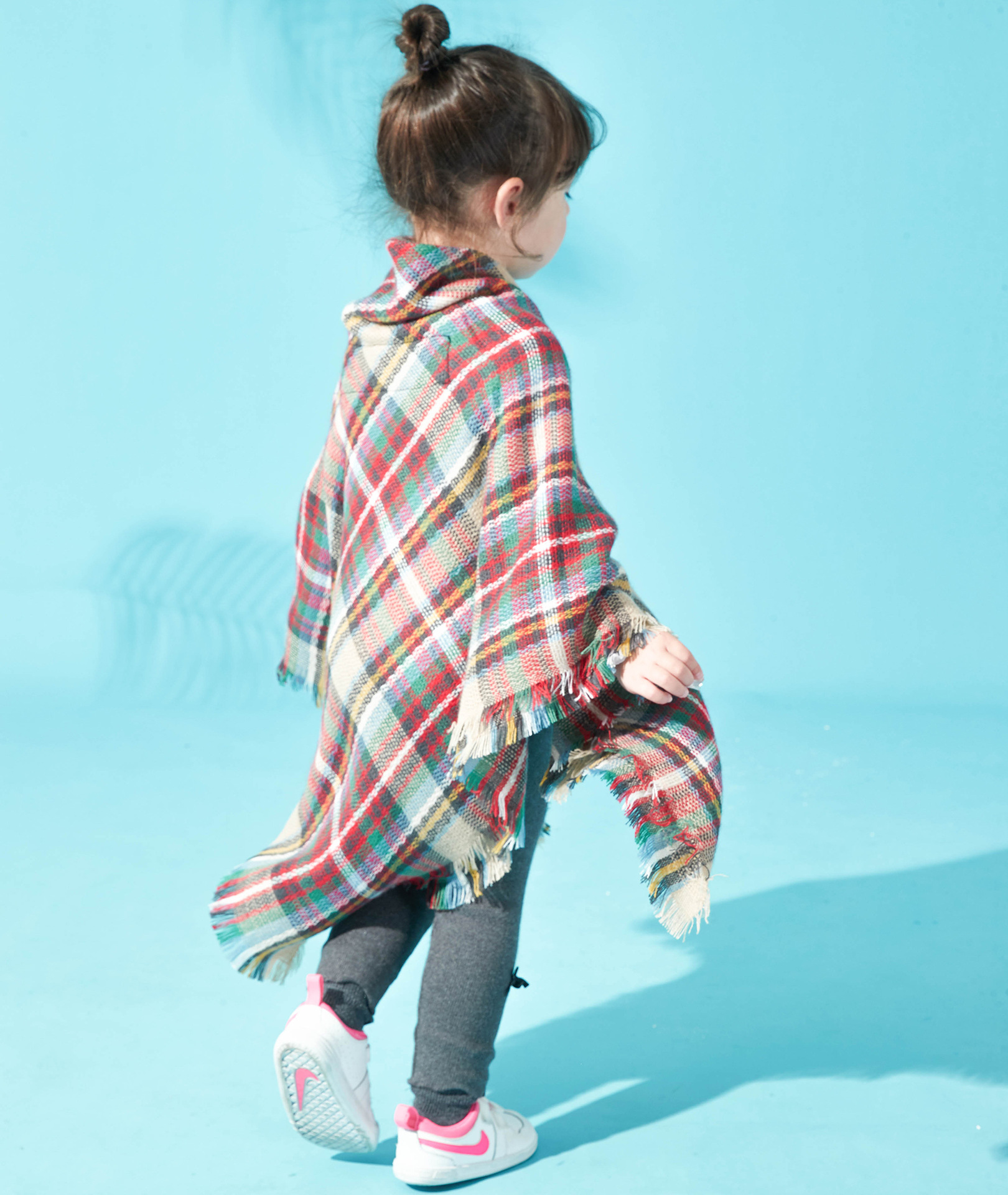 Factory Direct Supply Amazon Hot European and American Autumn and Winter New Parent-Child Children Horn Button Plaid Cape and Shawl