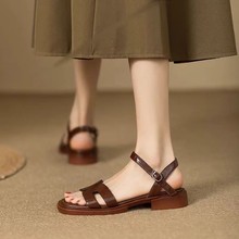 法式简约优雅低跟漏趾罗马凉鞋2024夏季时尚高级又显瘦舒适凉鞋女