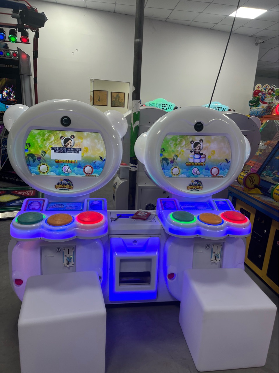 美拍小鼓王 有两台 成色佳 音乐模拟机 娱乐设备 大型游戏机