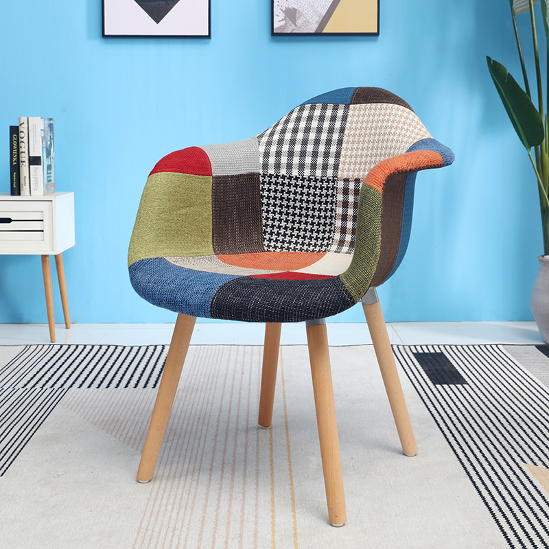 北欧布艺椅子靠背创意百家布伊姆斯单人休闲软凳子懒人电脑书桌椅