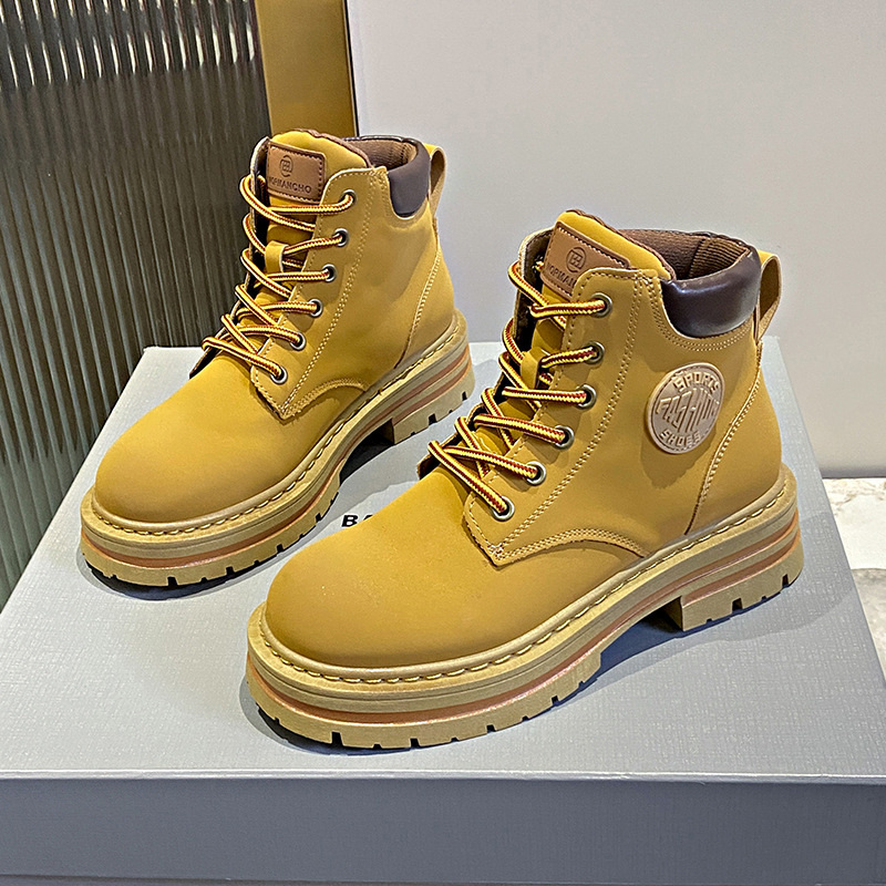 欧洲站大黄靴女2023秋冬款踢不烂马丁靴厚底露营工装情侣短靴