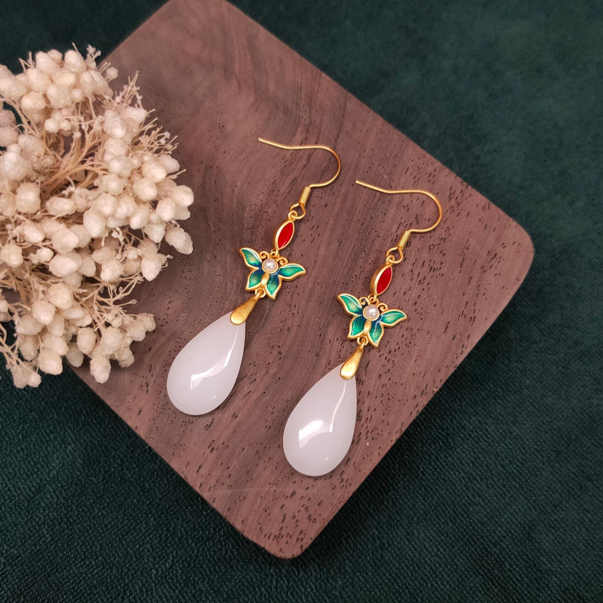 直播带货网红中国风旗袍汉服耳饰珐琅彩绘蝴蝶和田玉复古耳环耳坠