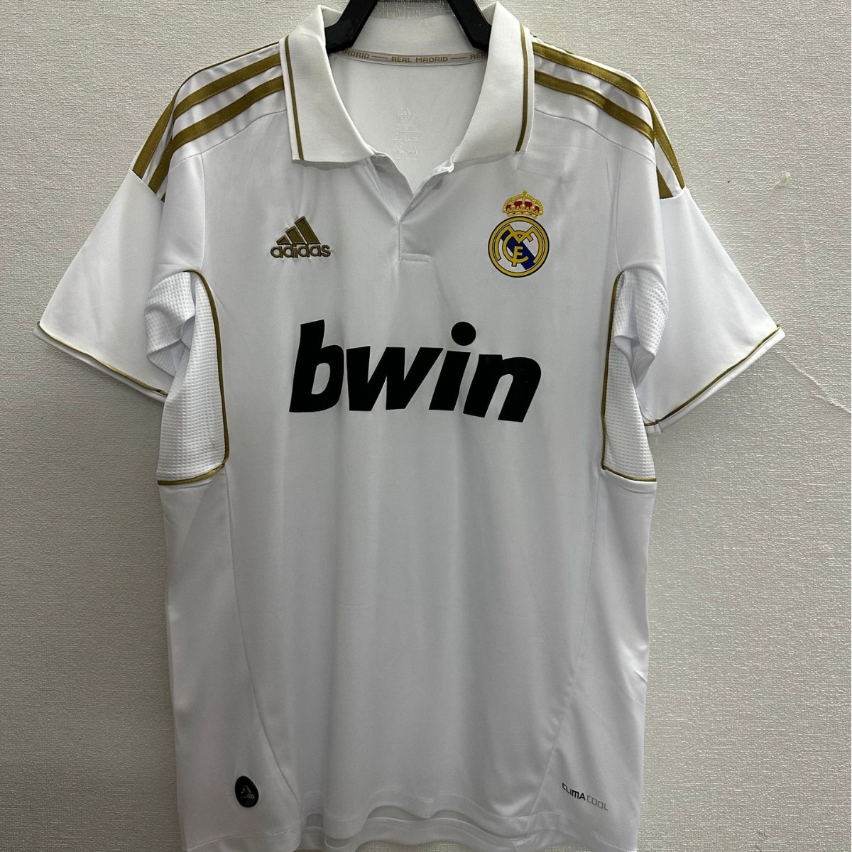 1112皇马球衣主场欧冠短袖金边c罗7号卡卡拉莫斯复古足球服-阿里巴巴