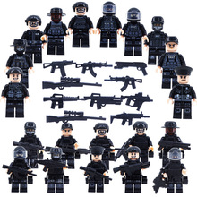跨境批发QXL10款黑色特警特种部队积木人仔带武器装备玩具袋装
