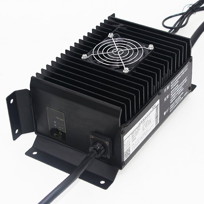 厂家直销众泰e200充电机全新升级车载电动新能源汽车充电器-阿里巴巴