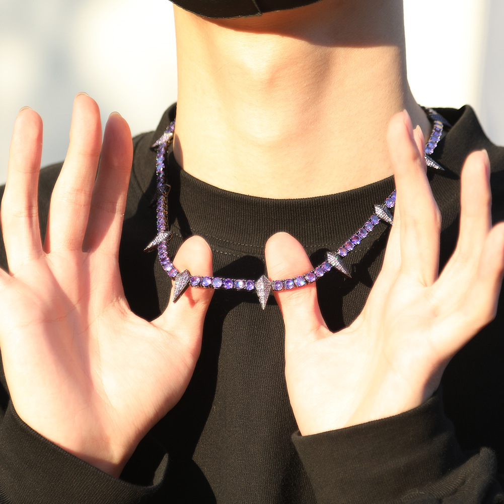 嘻哈说唱黑豹项链滴油夜光镶钻男士设计感锆石项链毛衣链时尚配饰