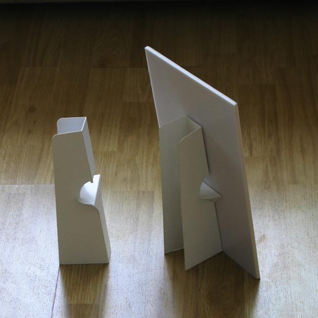 a4a3人像立牌台卡台牌kt板蝴蝶纸支架支撑硬灰卡纸背撑托海报架好