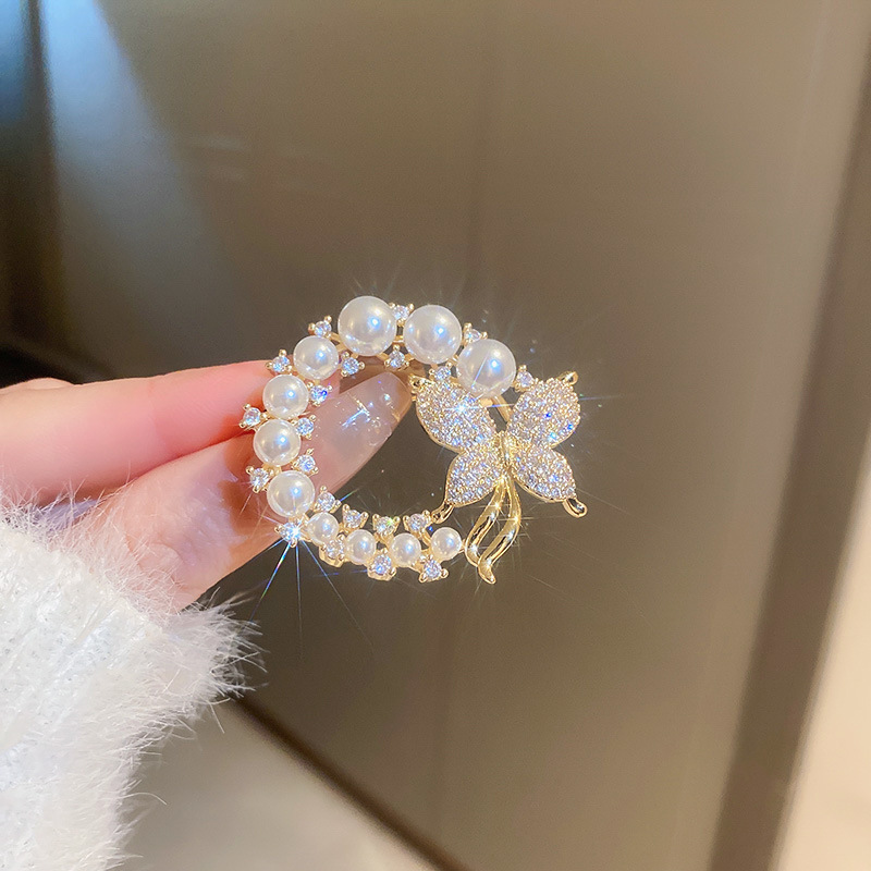 Real Gold Electroplated Zircon Pearl Flower Butterfly Tassel Brooch Fashion High Sense Suit Pin All-Match Jewelry Women