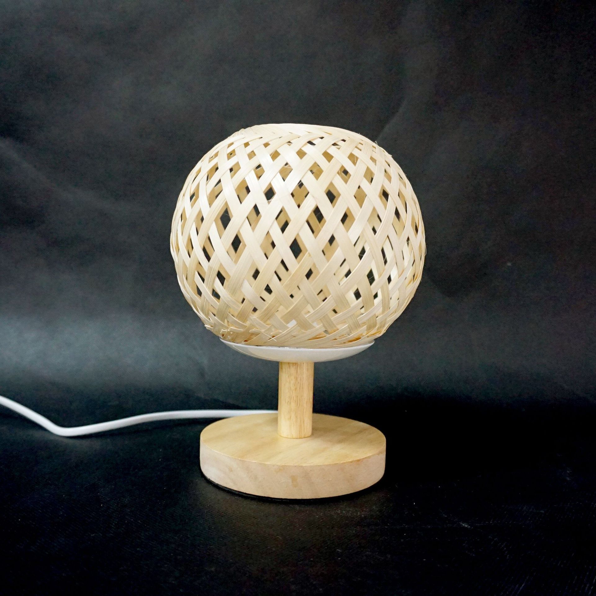 创意简约小台灯手工竹编灯罩书房卧室桌上装饰氛围浪漫灯具