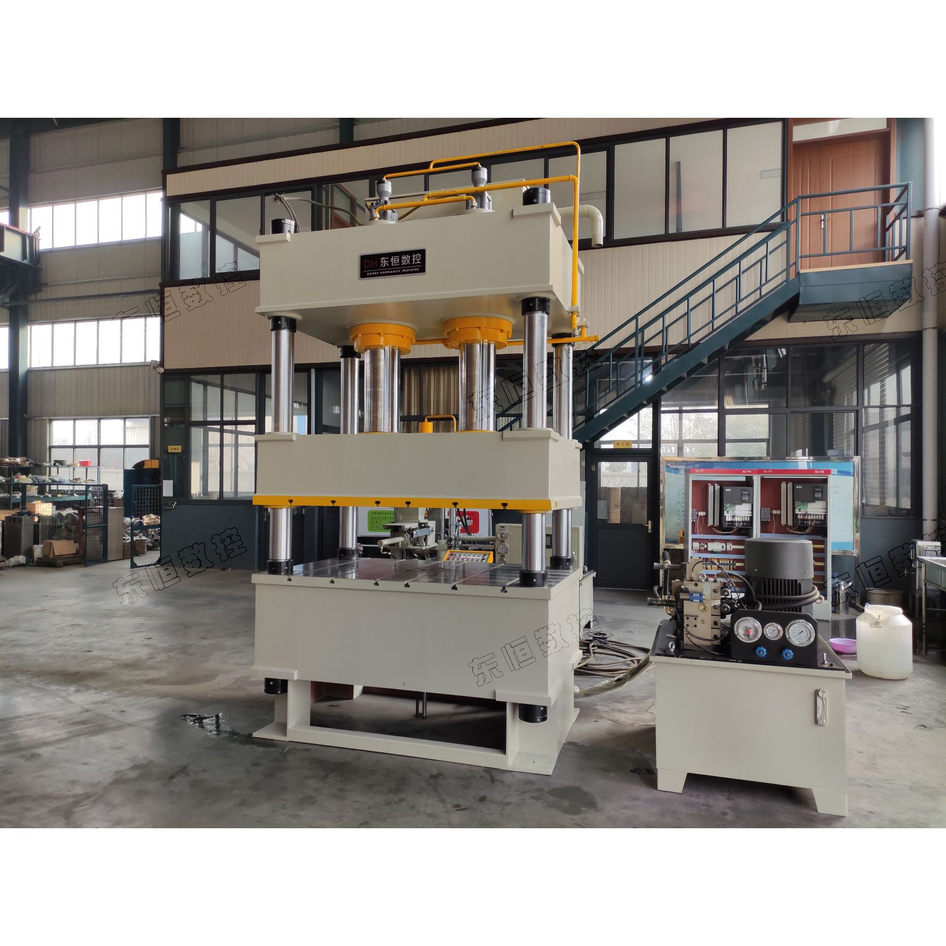 开模液压机