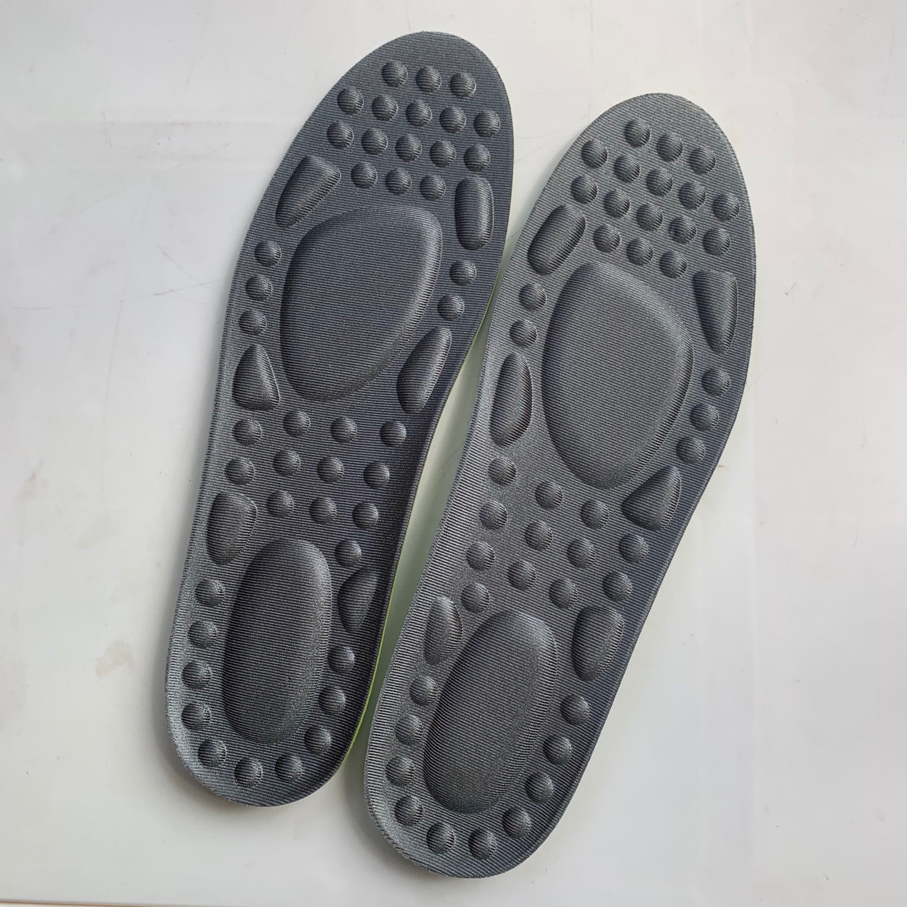 军训好物秋季软弹按摩鞋垫男足底穴位按摩软弹透气不累脚增高垫女