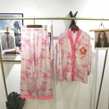 2022春季新款睡衣女缎面雪纺太阳花V领和服网红丝绸家居服套装