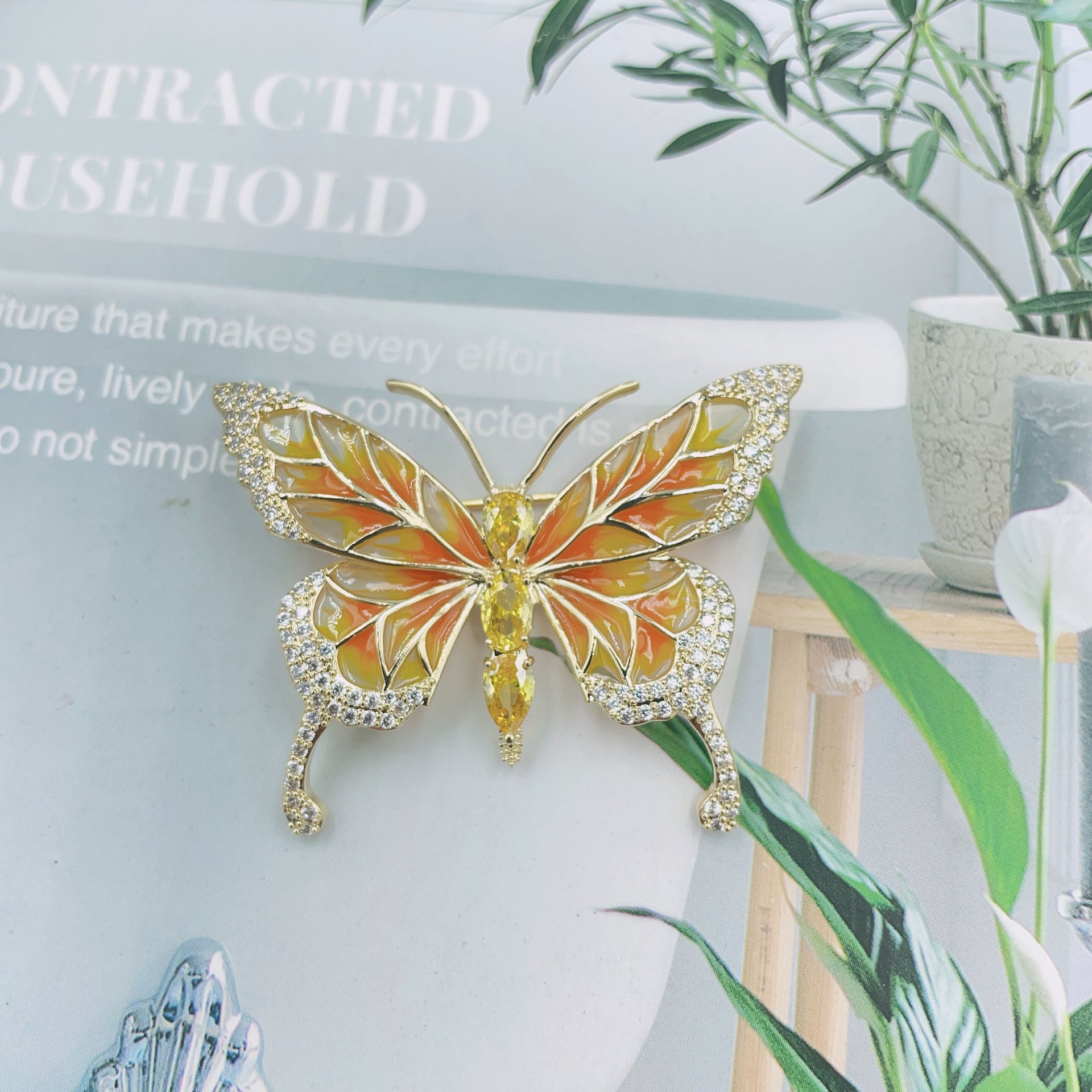 Enamel Butterfly Brooch Lady Temperament Elegant Accessories Niche Design Ins Style Diamond-Studded Pin Ornament Cross-Border