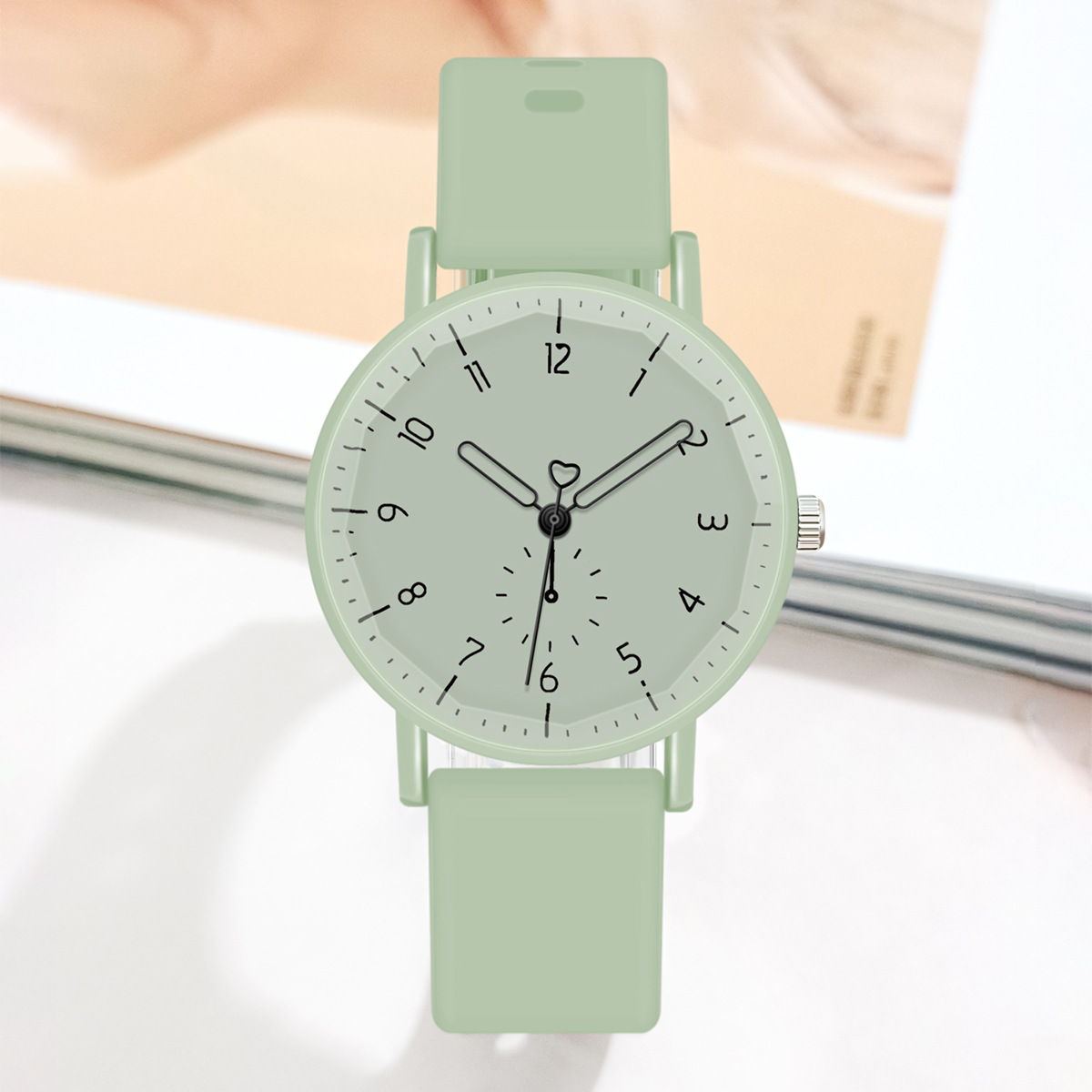 2023 Foreign Trade New Fashion Women's Silicone Strap Quartz Wrist Watch Student Minimalist Sports Watch in Stock Wholesale