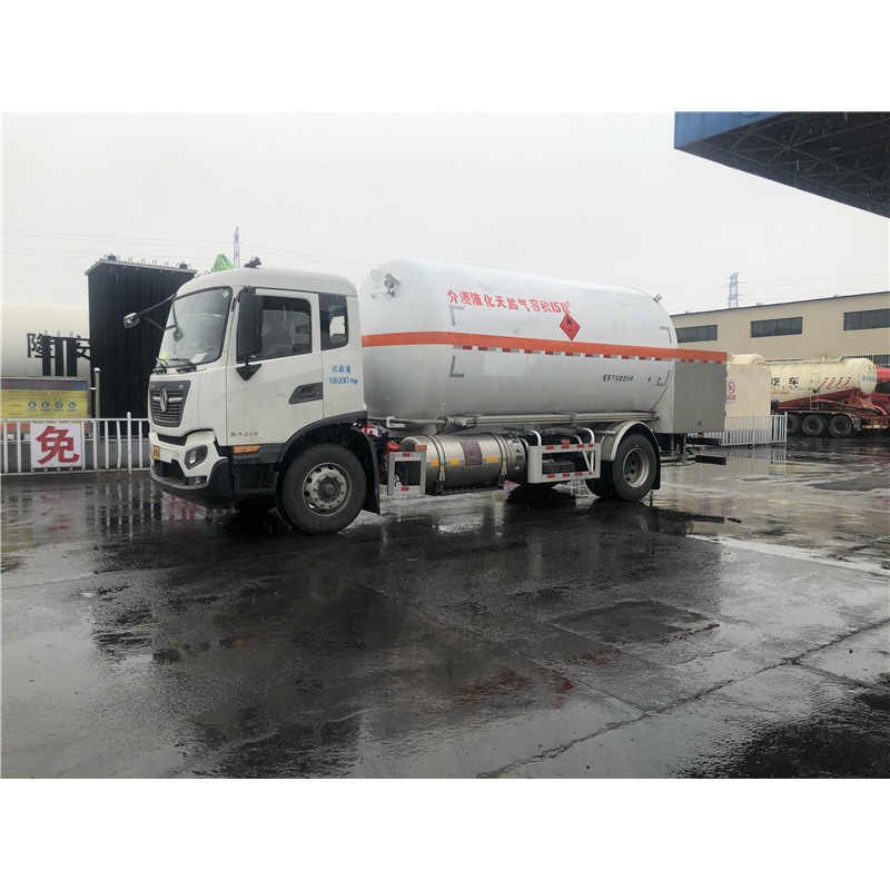 枣庄市滕州市国六6吨lng救援液化天然气流动加气车可教学