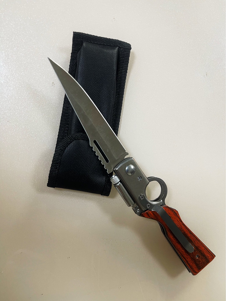 不锈钢高硬度折叠带灯 ak型号户外折叠刀 户外小刀 水果刀