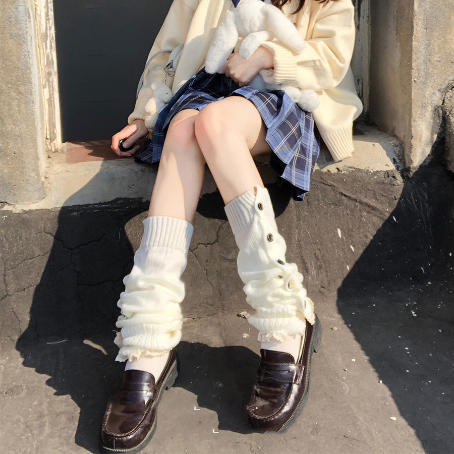 jk堆堆袜子女秋冬保暖小腿套软妹日系纽扣子针织白色毛线辣妹袜套