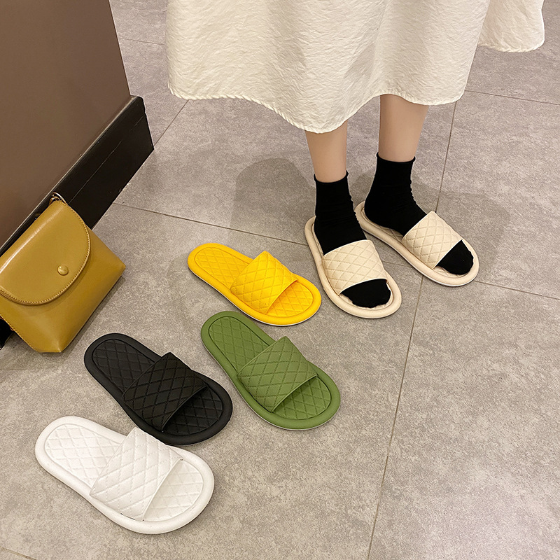 Tiktok 2021 New Slippers Female Summer Wear Internet Celebrity Home Soft Bottom Bathroom Bath Ins Couples Sandals Male