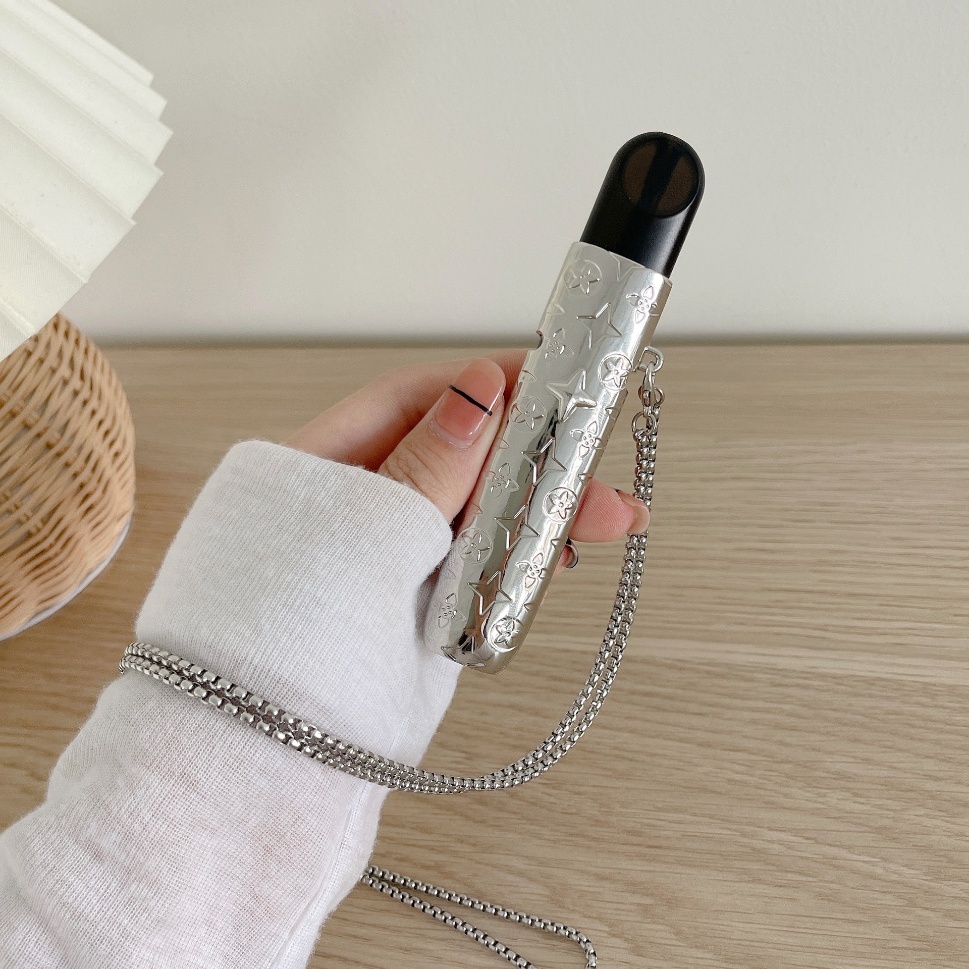 天星适用悦刻四代刻悦五代保护套 5幻影烟杆雾化器保护壳金属挂链