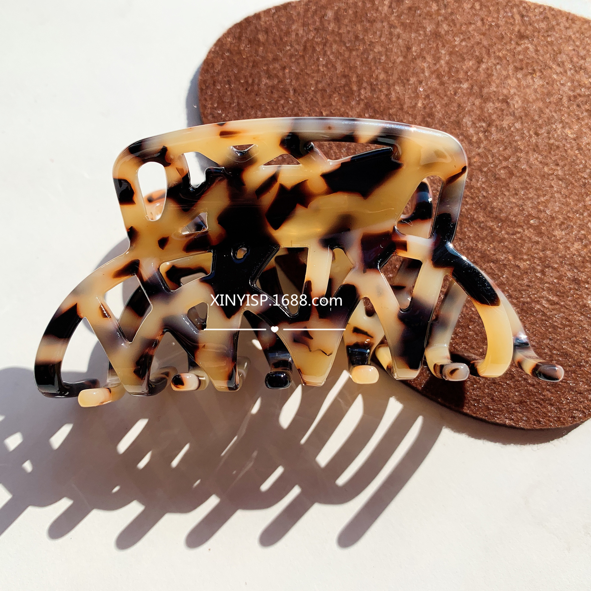 韩国东大门玳瑁发夹大号抓夹复古醋酸发抓盘发后脑勺镂空鲨鱼夹