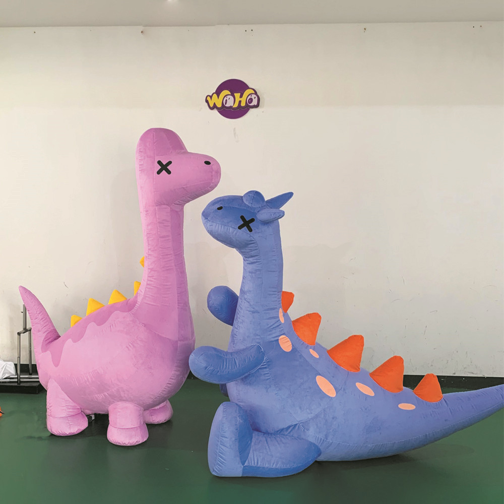 两色小恐龙剑龙气模 毛绒小恐龙模型 六一儿童节舞台装饰气模