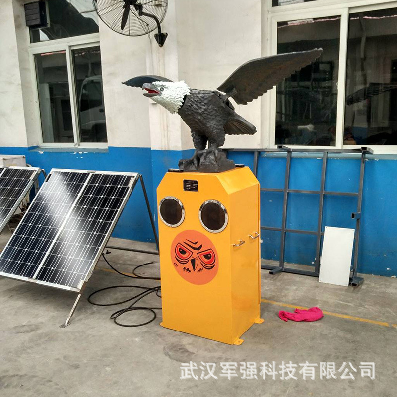 驱鸟机械鹰带太阳板智能自供电仿真动作语音等功能对不同鸟类驱离