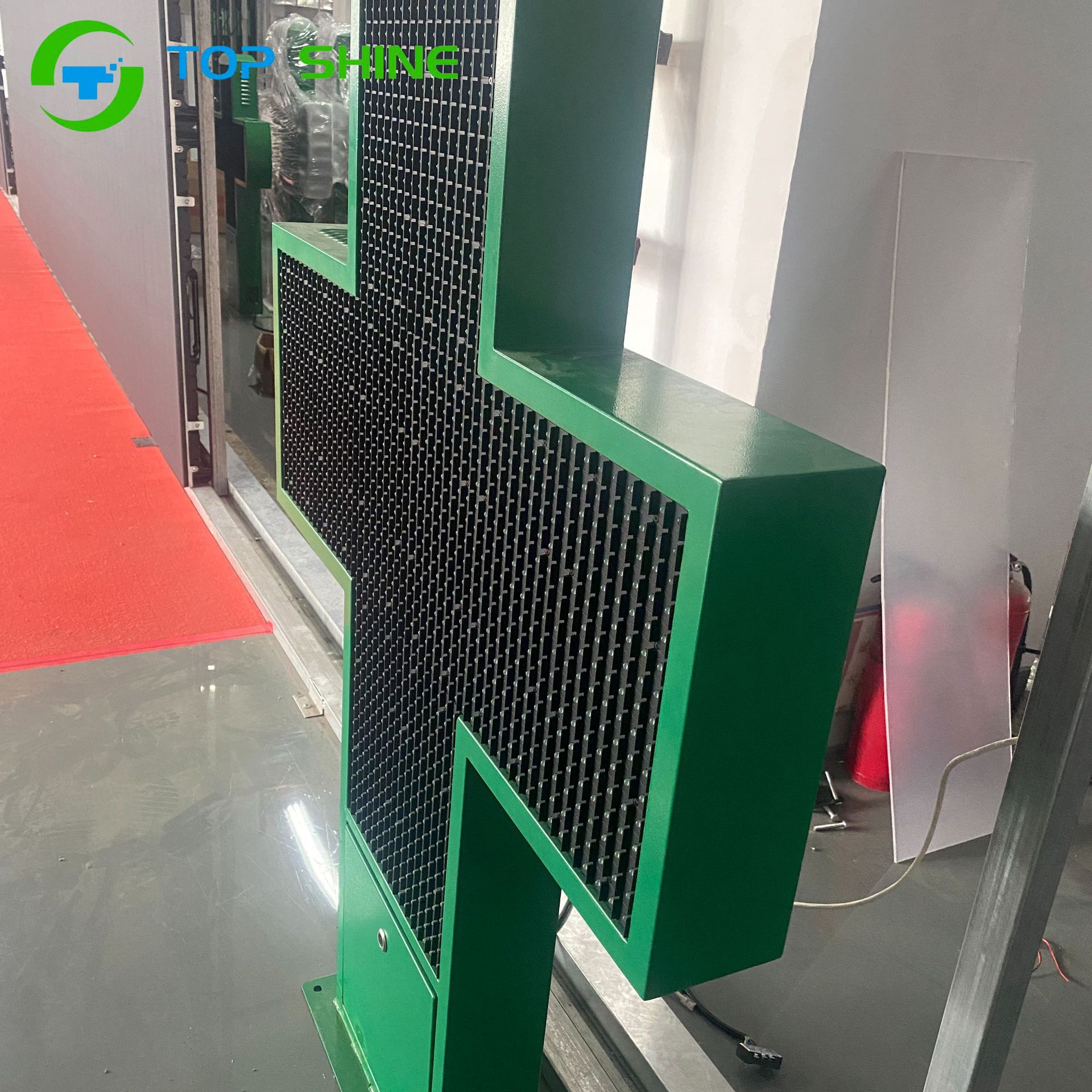 户外药店p20单绿十字架屏可编辑wifi双面防水直插led显示屏防水屏