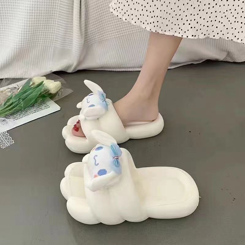 2023 New Women's Outdoor Cartoon Sandals Cute Sweet Soft Bottom Non-Slip Home Slip-on Slippers