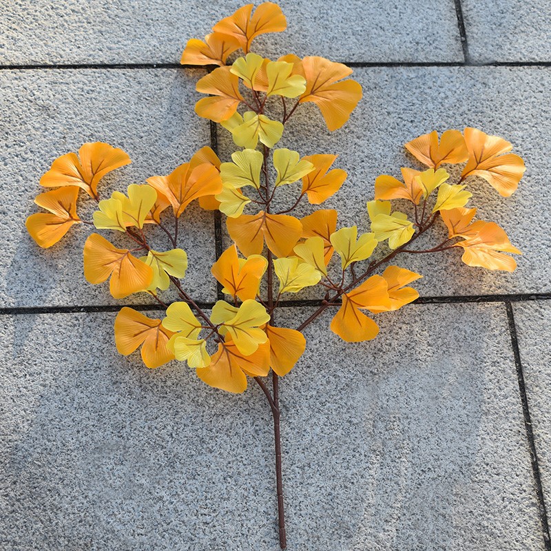 银杏假叶子银杏树黄色塑料银杏叶仿真室外商场过胶单支假树枝装饰