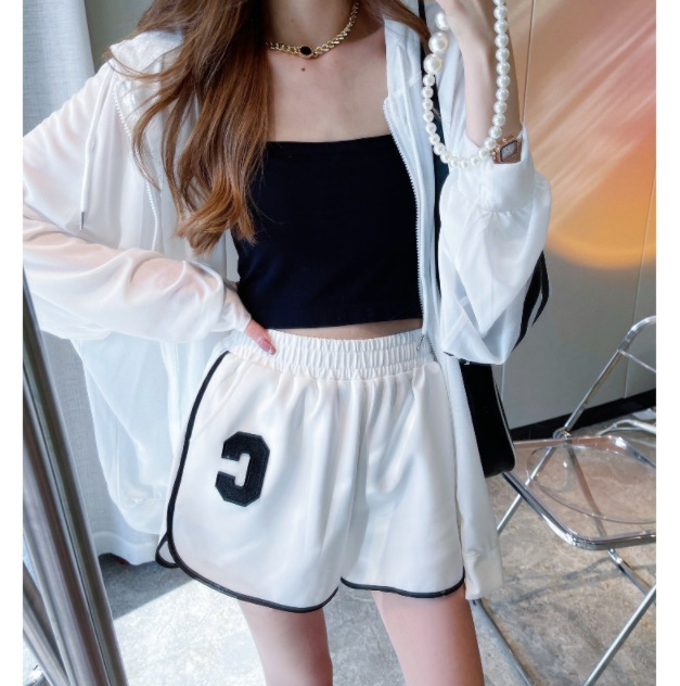 白色防晒衫外套短裤两件套网红盐系炸街清纯甜美运动风休闲套装女