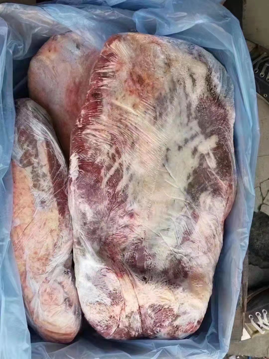 多中一手货源新西兰前胸冷冻去骨牛前胸肉雪花肥牛卷烧烤火锅食材