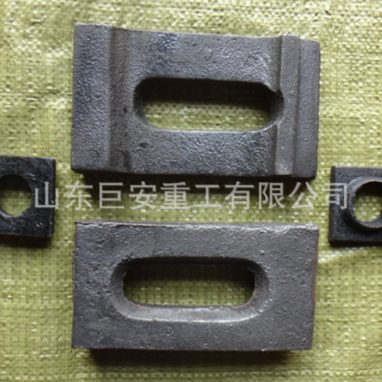 CGBK轨道压板 铸铁钢轨压板 P38鱼尾板 P43连接板 工矿铁路压板