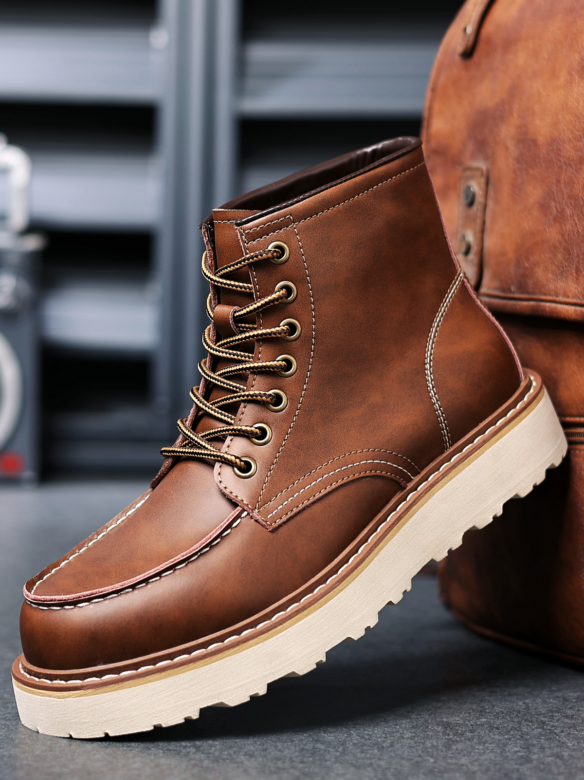 男士工装靴美式复古欧美机车短靴高帮户外徒步登山防滑马丁靴