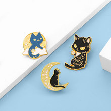 卡通日系猫咪可爱月亮创意小猫咪胸针简约个性金属学生徽章配饰品