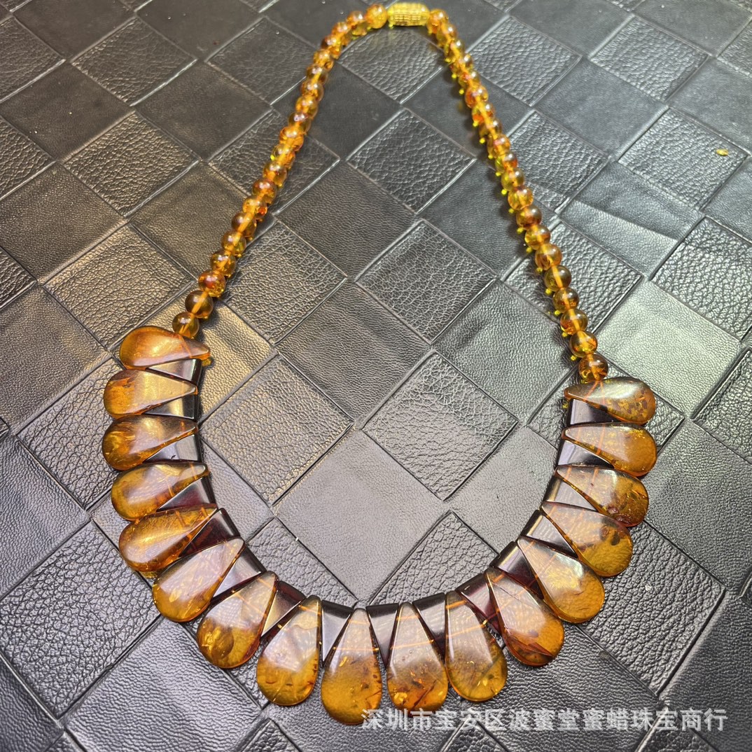 松岗工厂 蜜蜡琥珀项链 款式独特精美搭配 品质好欧款回流福利款