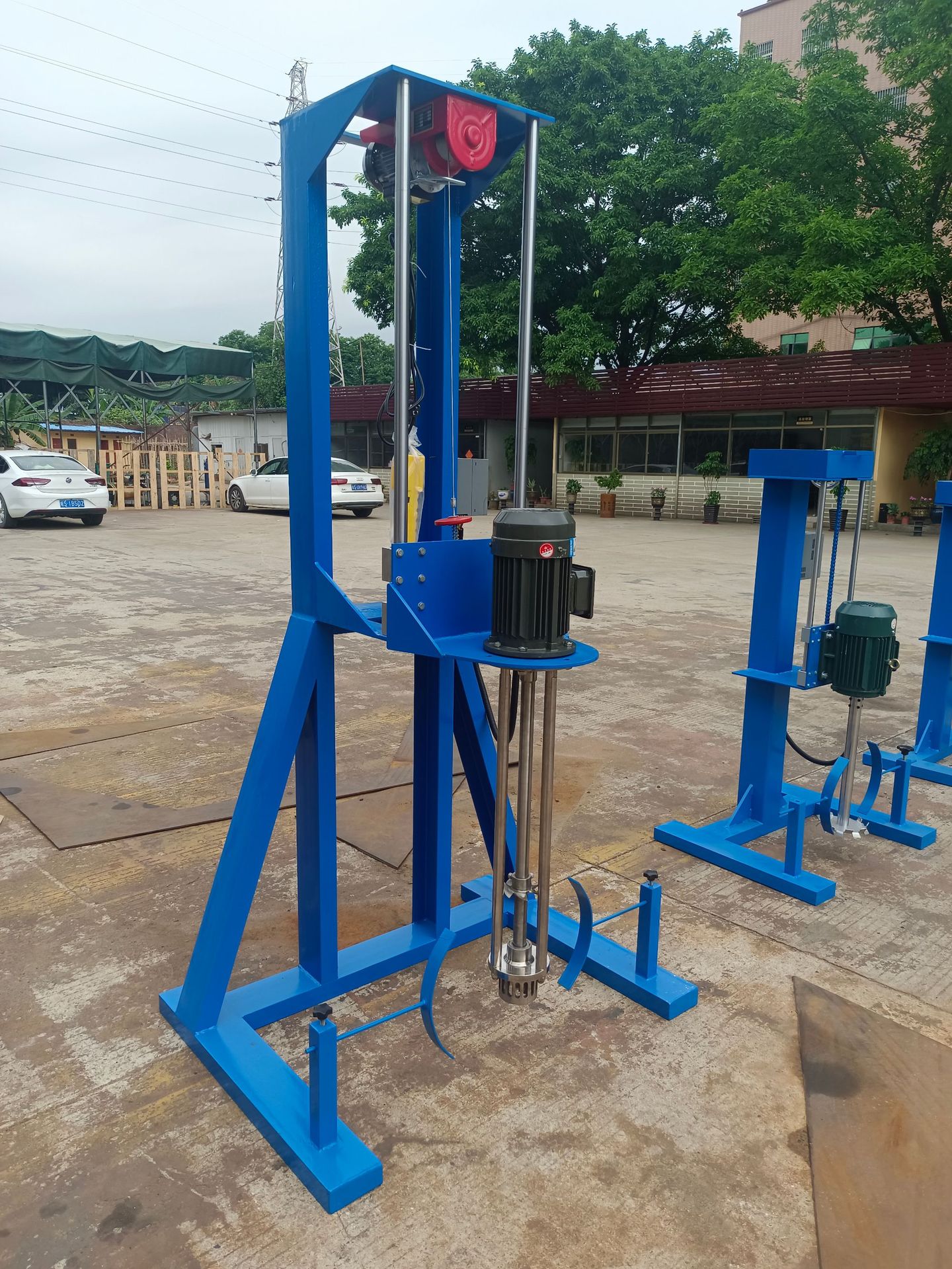 新货供应 200l不锈钢高速搅拌机 电动升降混合机 油漆涂料搅拌设