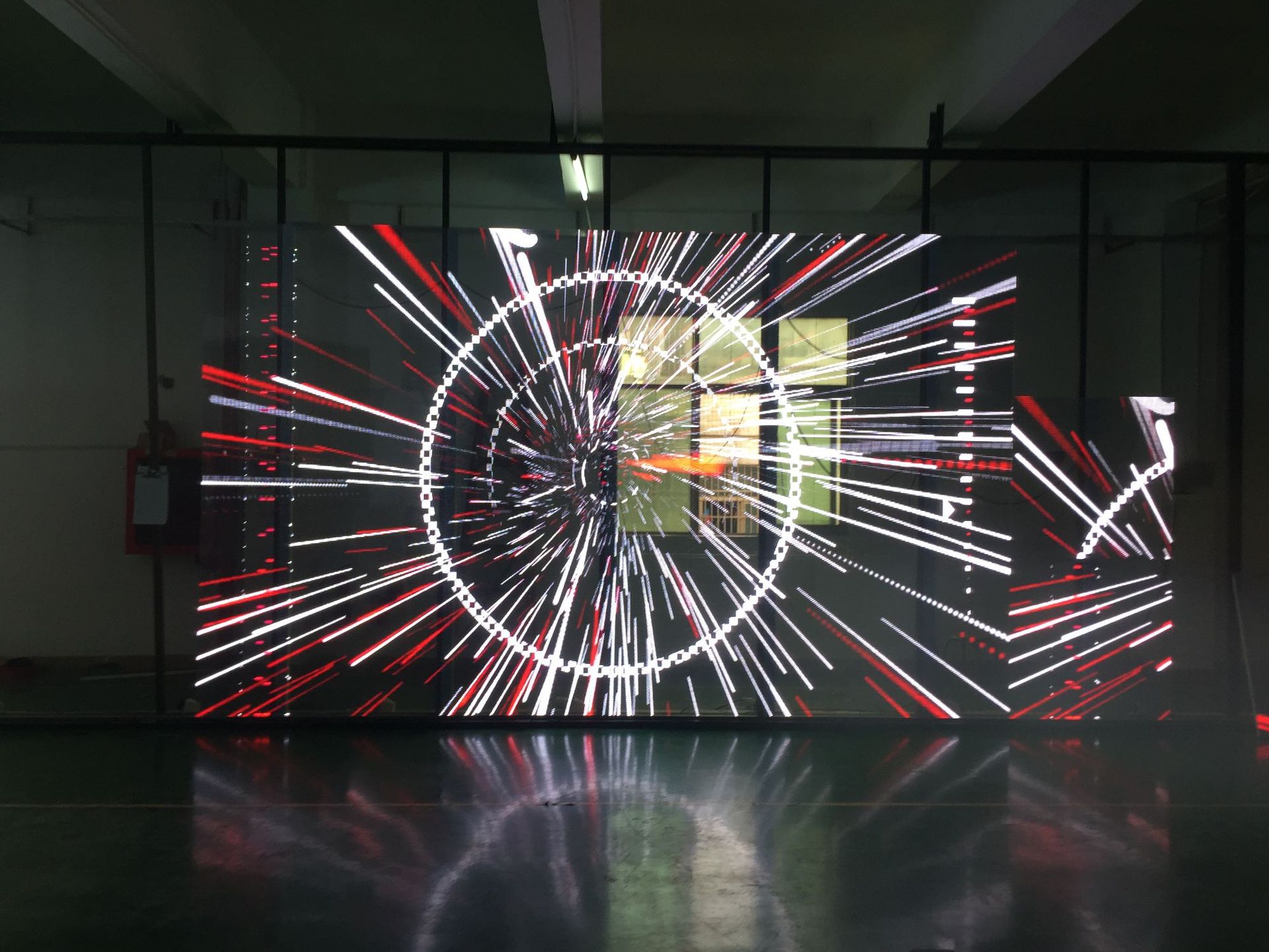 91led透明屏商场广告创意玻璃屏酒吧冰屏展厅透明屏格栅显示屏