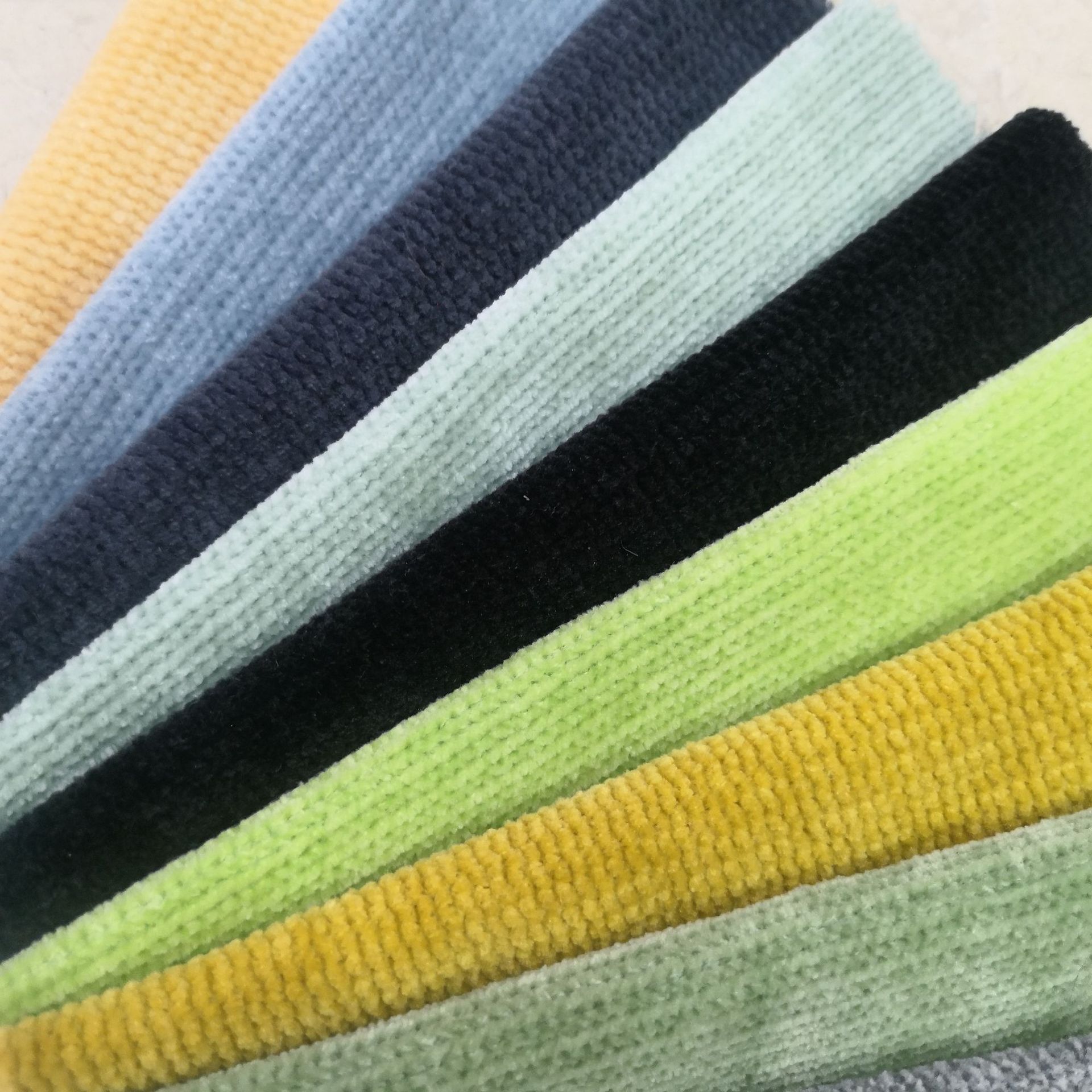 现货 雪尼尔面料 全涤针织雪尼尔仿毛衣绒布 家居服装裤子面料