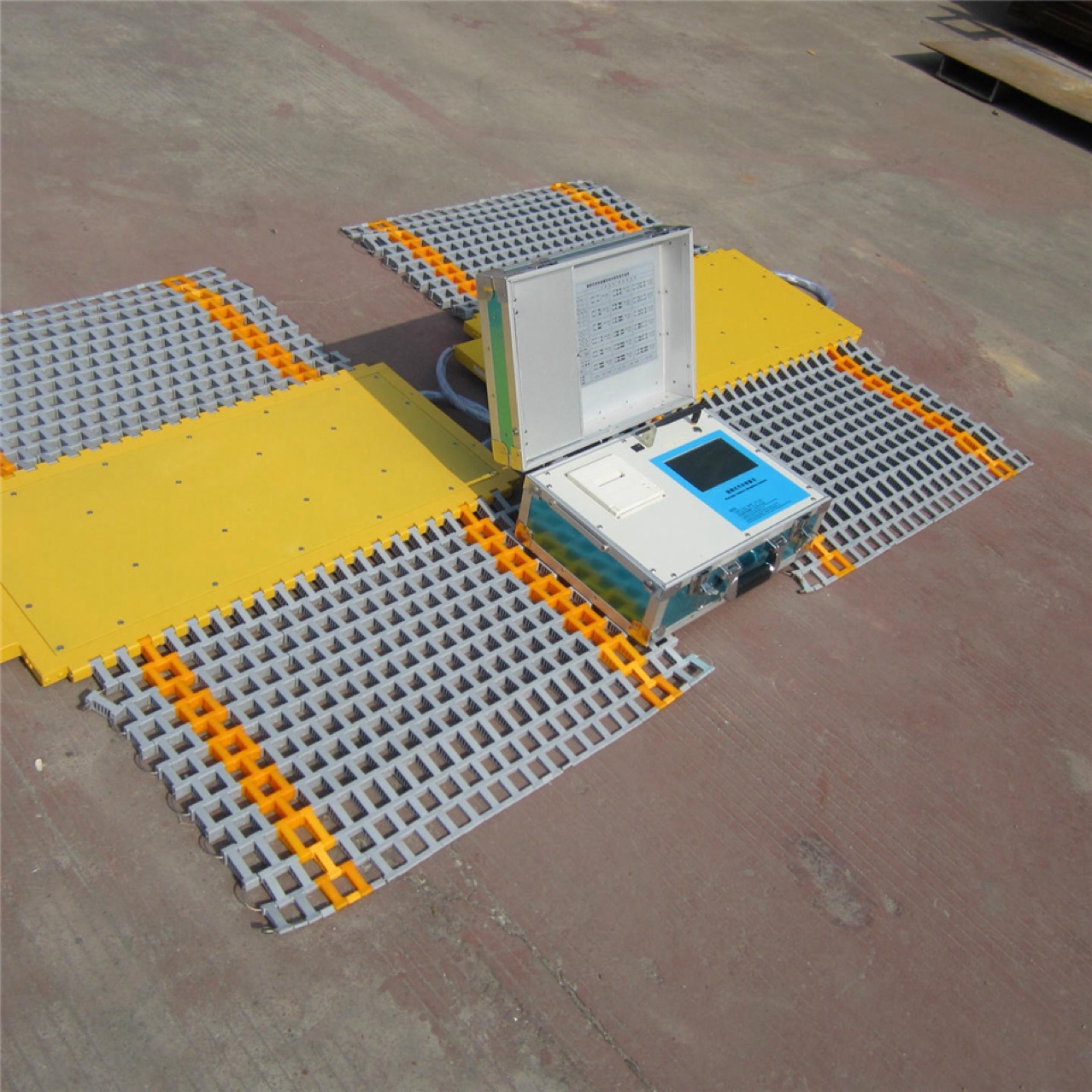 新品100吨便携式地磅称重秤 60吨80吨120吨汽车称重秤重仪