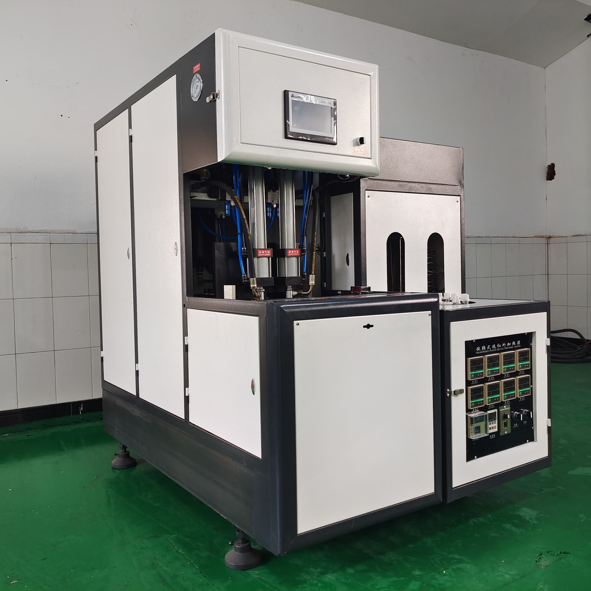 半自动专用农药瓶成型机 1.5l 1l 0.5l塑料瓶成型机 吹瓶机批发