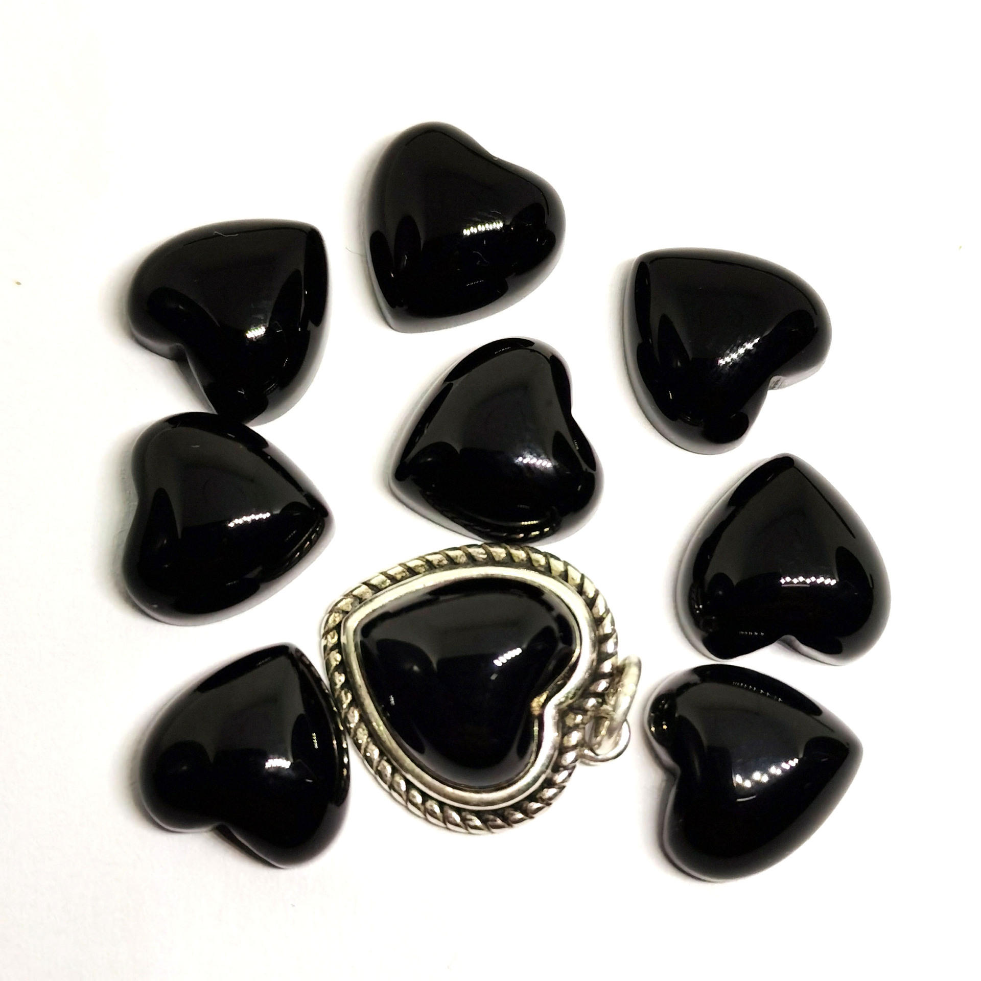 厂家供应 心形黑玛瑙 爱心型平底素面黑色玛瑙 人造宝石裸石批发