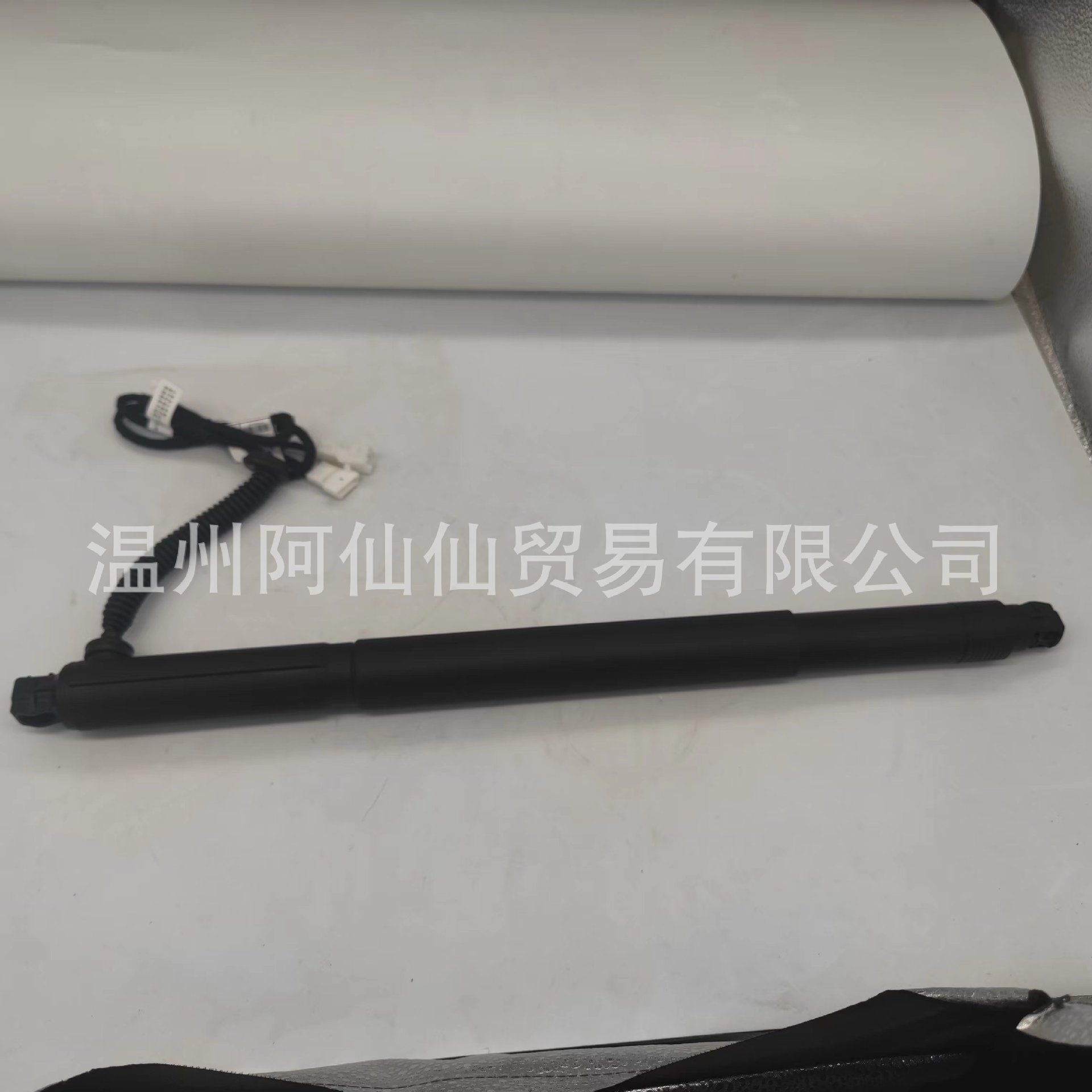 询价适用于宝马x6 e71 e72汽车电动尾门撑杆气弹簧液压支51247332