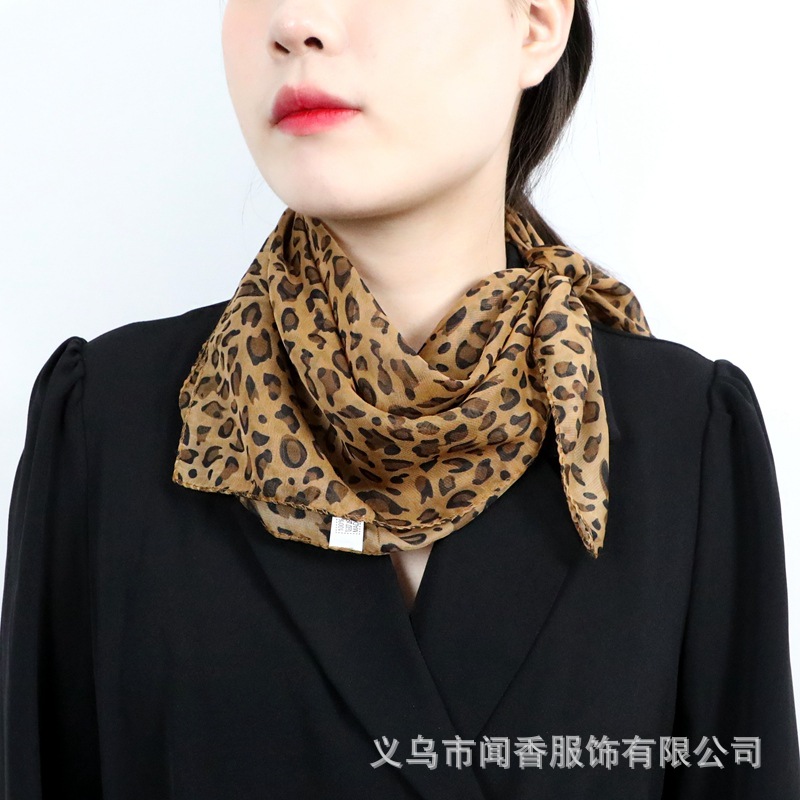 European and American Style Classic Leopard Pattern Printed Spring and Summer Women's Small Square Towel Sun-Proof Chiffon Scarf Small Scarf Scarf