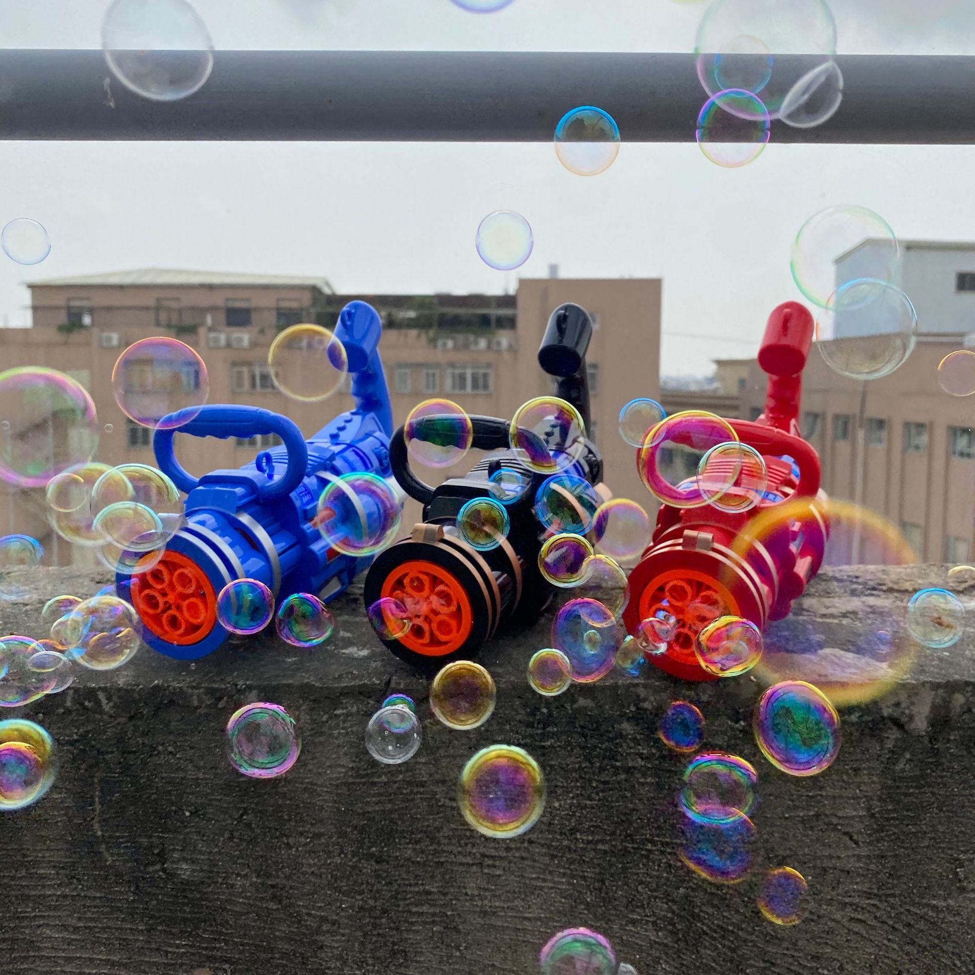 抖音网红6孔大号加特林儿童电动多孔泡泡机全自动泡泡枪玩具