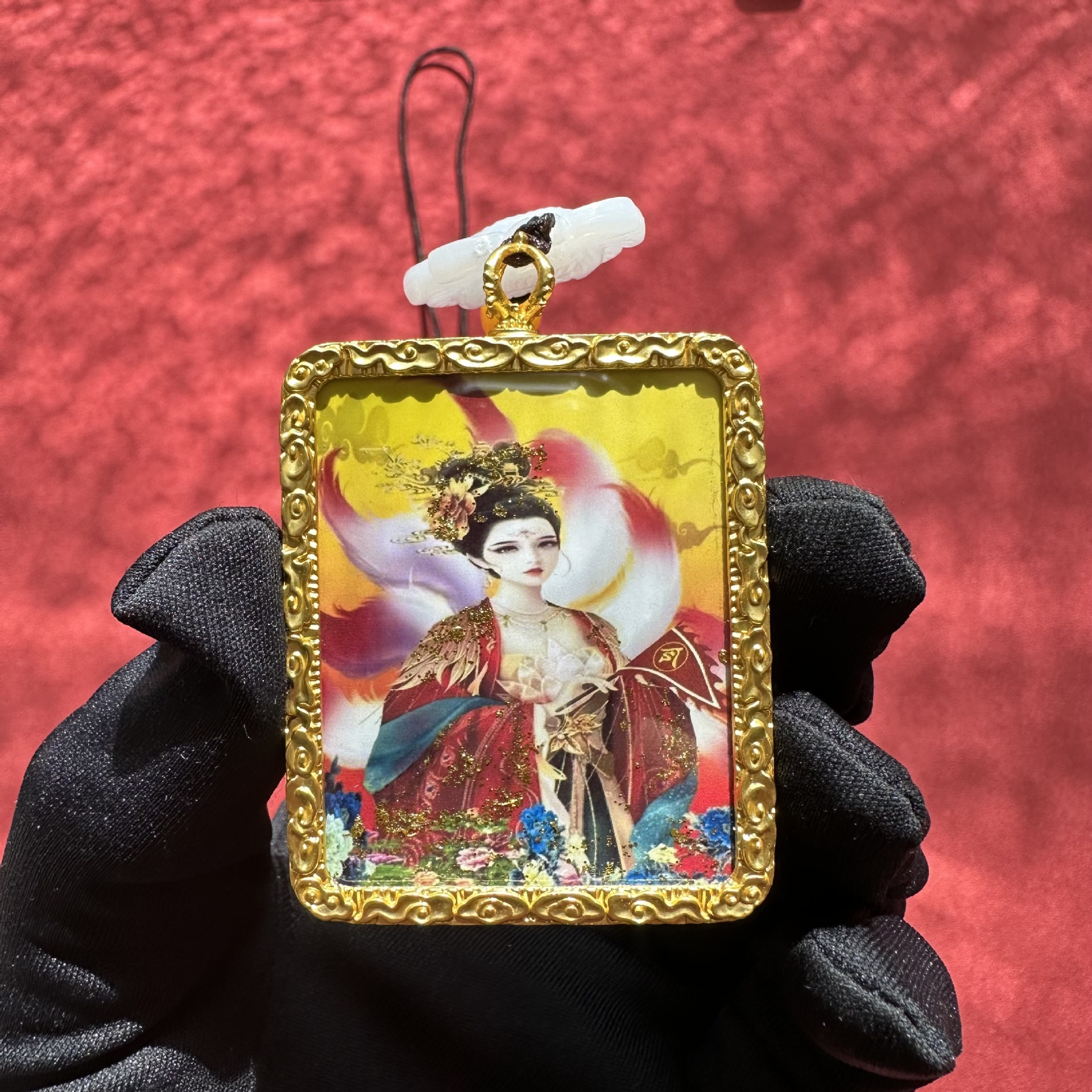 东北仙家唐卡吊坠金色高档高清网红直播批发带绳子金箔大号男女款