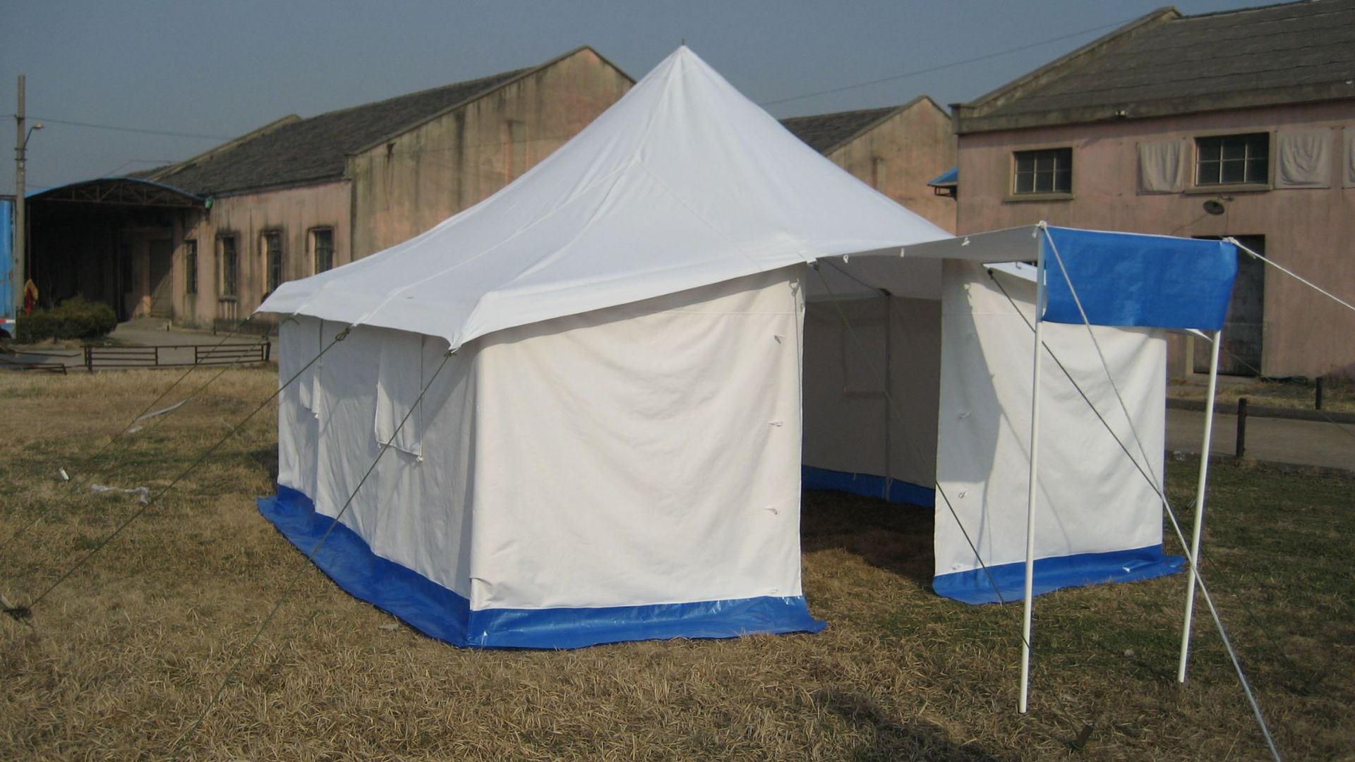 0成交0相似工程工地施工冬季加棉加厚保暖帆布救灾军工充气应急防雨住