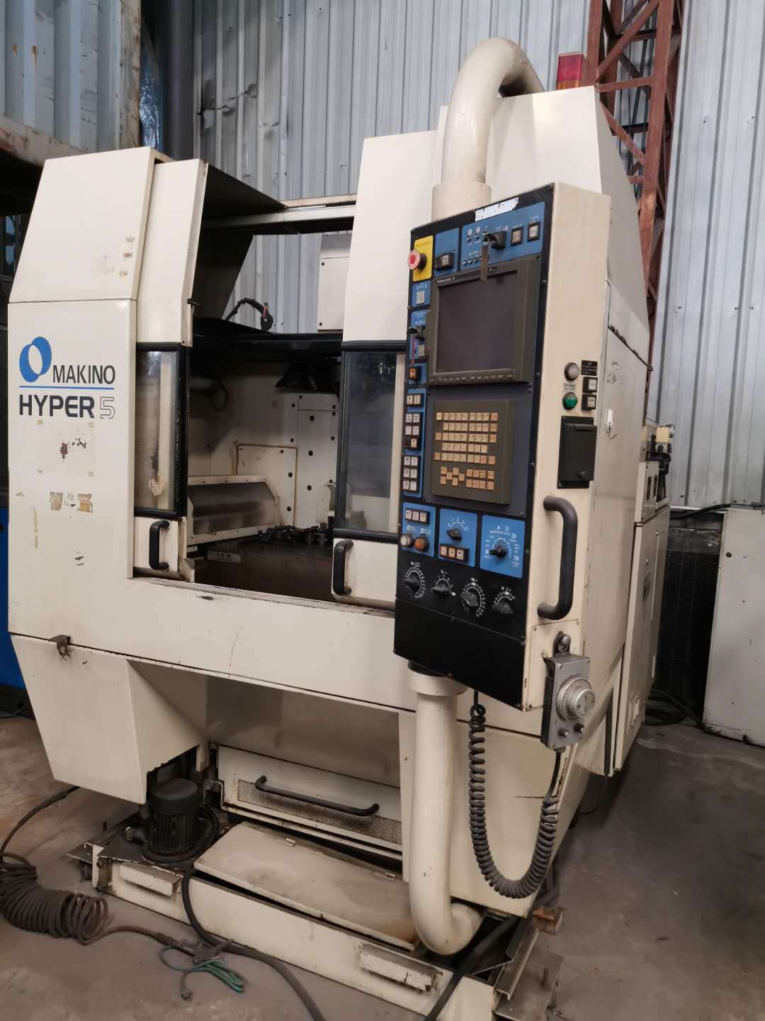 二手立式加 工中心 日本牧野精雕机高速立式加 工中心hyper5