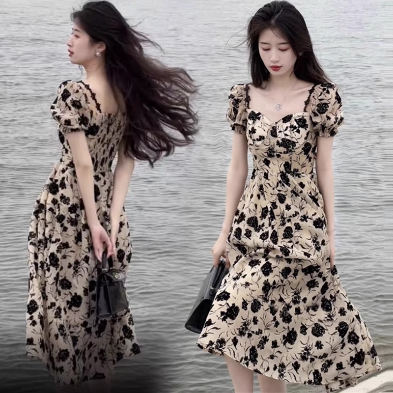【跨境爆款】复古碎花连衣裙夏装新款大码女装胖妹妹收腰显瘦沙滩