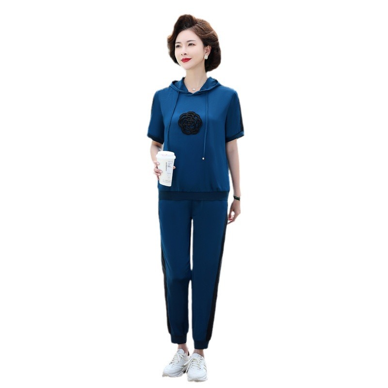 Younger Mom Sportswear Suit Women's Summer New Fashionable Stylish Middle-Aged and Elderly Casual Short Sleeve Hoodie Two-Piece Suit