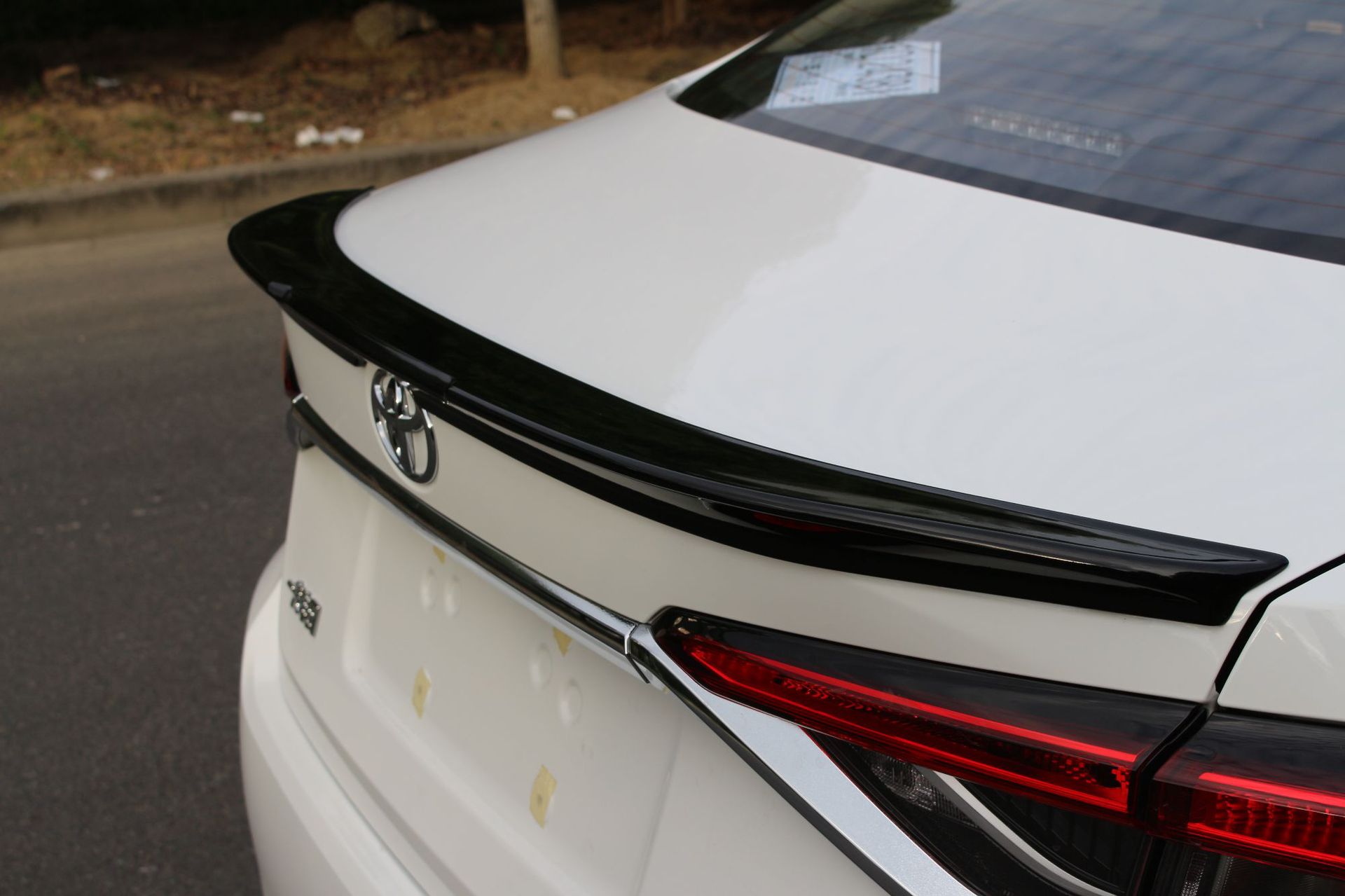 适用于19款全新雷凌尾翼丰田卡罗拉外饰改装烤漆压尾免打孔定风翼